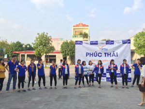 (Chương trình giao lưu văn nghệ giữa đội ngũ CBCNV và học viên tại công ty)